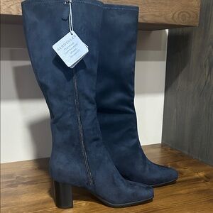 AEROSOLES Women's Dark Blue faux suede Heeled Boots new size 6.5
